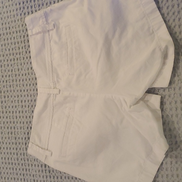 Lilly Pulitzer Callahan White Short Size 00 (40) - Picture 2 of 5